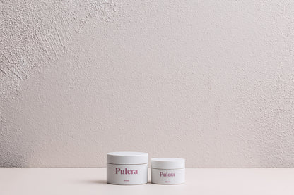 Premium refillable and reusable travel containers and jars. 